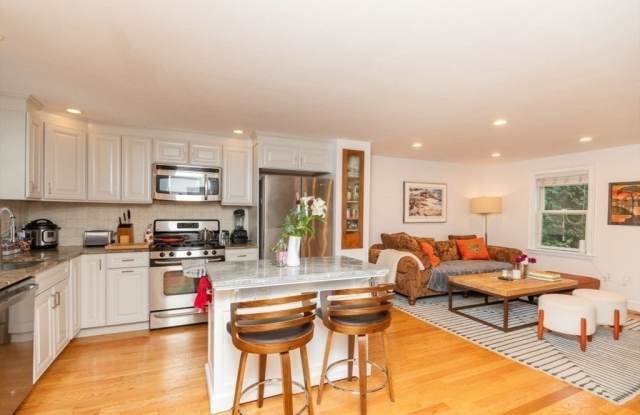 `10 Noble Ct photos photos