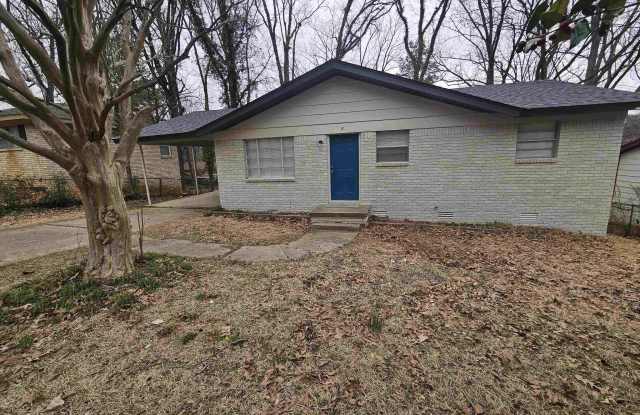 8 Clement Drive - 8 Clement Drive, Little Rock, AR 72209 8 Clement Drive - 8 Clement Drive, Little Rock, AR 72209