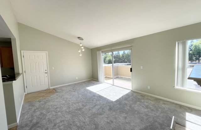 Perfect Shape Condo in San Ramon with many upgrades Gallery 4