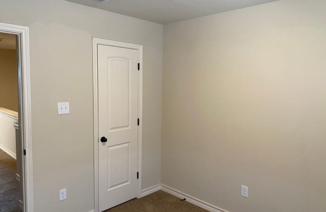 7010 Donovan Way #102, San Antonio, TX. 78244 photos photos