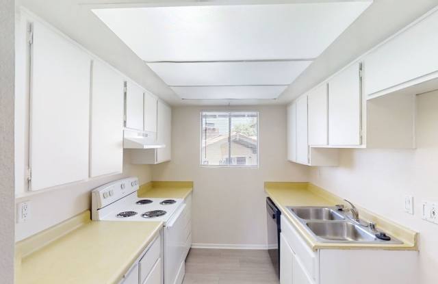 2 Bedroom  Now Available! 35168 Mesa Grande Dr Gallery 4