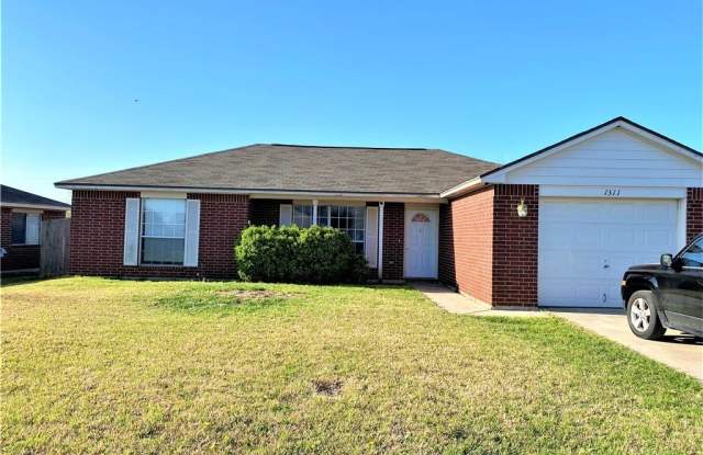 1311 E Downs Avenue photos photos
