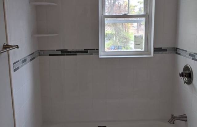 188 Railroad avenue 4 Gallery 4