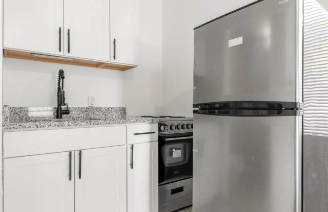 919 1/2 16th Ave N, photos photos