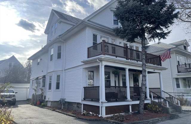 46 Walker Street unit: 2 photos photos