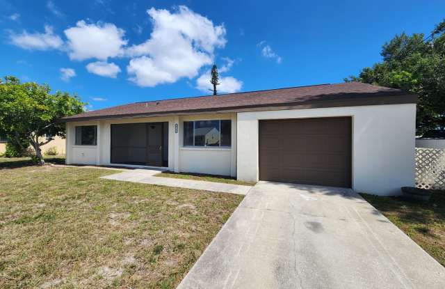 REMODELED 2 bedroom 2 bathroom in NE Cape Coral photos photos