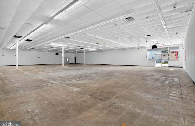 1925-43 W ALLEGHENY Avenue Gallery 4