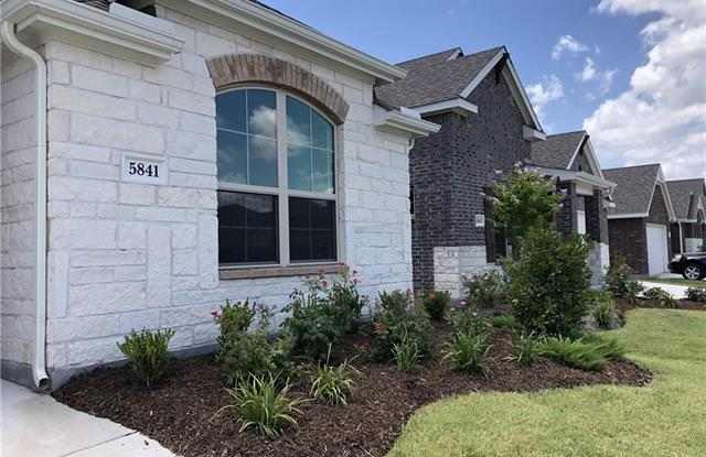 5841 Melville Lane Gallery 3