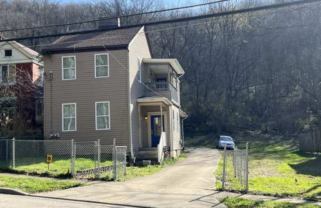 326 Fairbanks Avenue - 1 photos photos