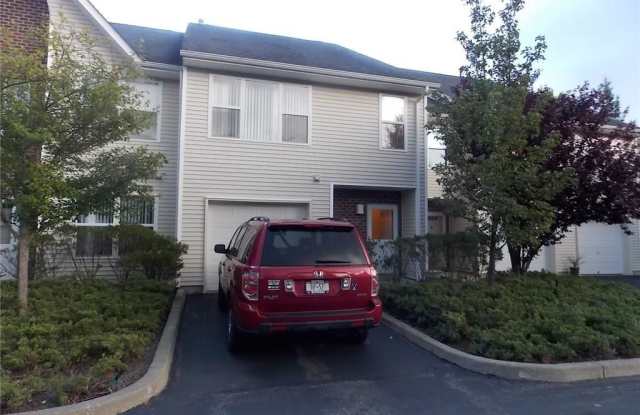 5 Deer Ct Drive Gallery 2