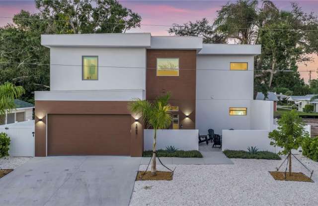 2065 GOLDENROD Street Gallery 4