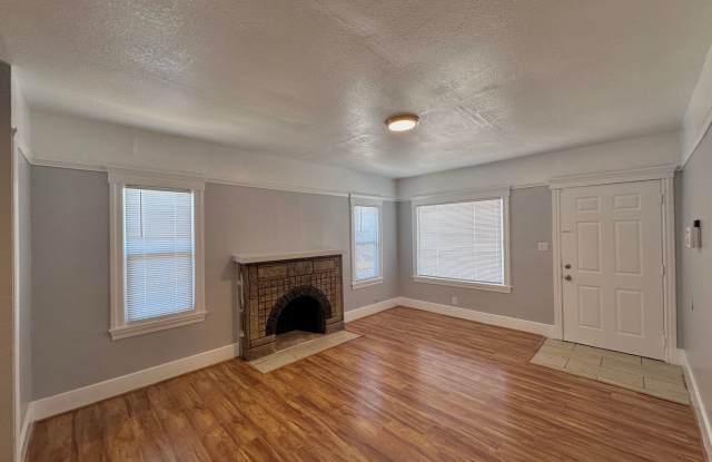 2 Bed 1 Bath House in Oakland - Coming soon!!! Gallery 4