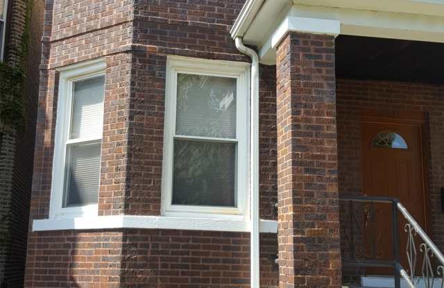 2934 North Washtenaw Avenue - 2934 North Washtenaw Avenue, Chicago, IL 60618 2934 North Washtenaw Avenue - 2934 North Washtenaw Avenue, Chicago, IL 60618