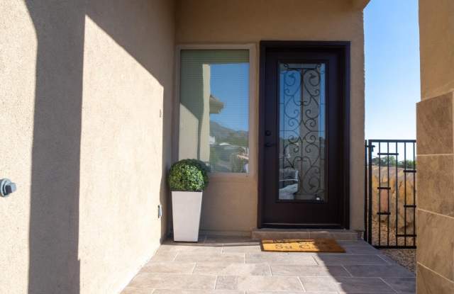 6315 Escondido Drive Gallery 2