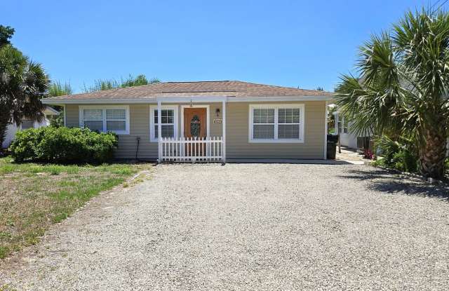 Annual Unfurnished 3 Bedroom 2 Bathroom Home in Nokomis! photos photos