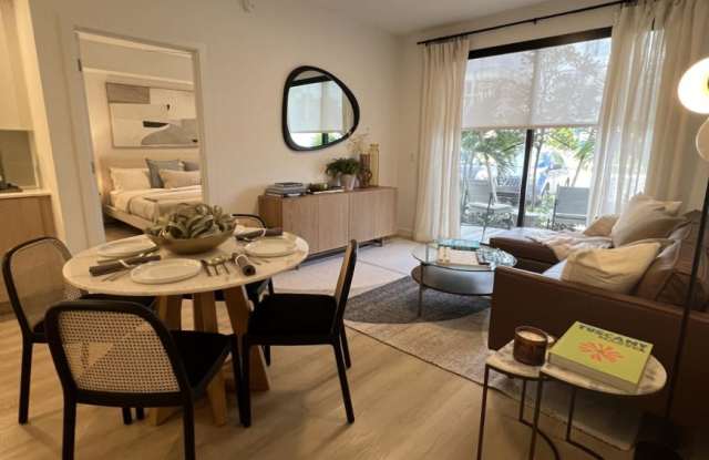 3565 NW 11th St. photos photos