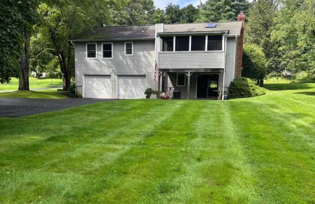 31 Old Hawleyville Road Gallery 2