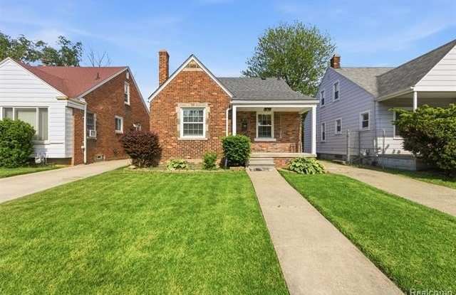 9774 Manistique Street photos photos