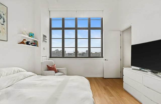 2728 Thomson Ave Unit 529 photos photos