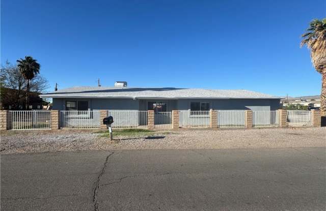 608 Malibu Drive - 608 Malibu Drive, Bullhead City, AZ 86442 608 Malibu Drive - 608 Malibu Drive, Bullhead City, AZ 86442