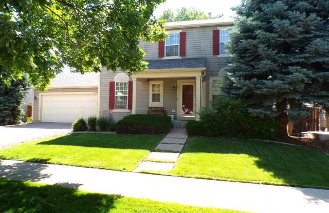 Cozy Hidden Gem in the Heart of Lakewood! 3Bed 2.5 Bath photos photos