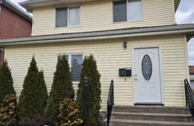 5 Bay Ave photos photos