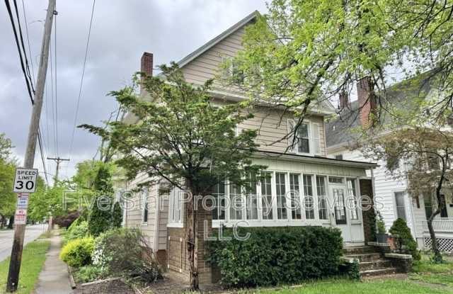 800 S Park Ave photos photos