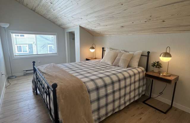 256 Cove Blvd photos photos