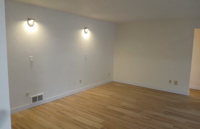 7622 Chinook Avenue photos photos