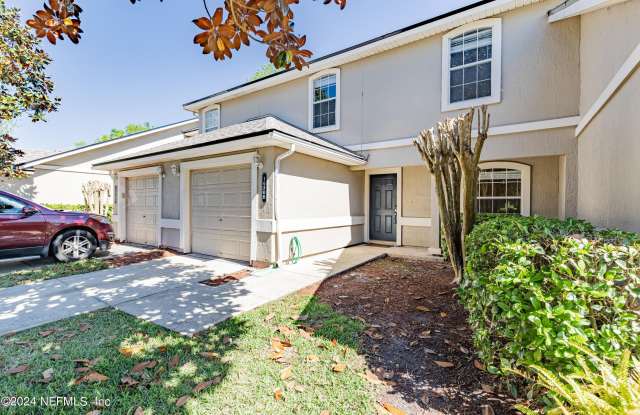 1630 VINELAND Circle photos photos