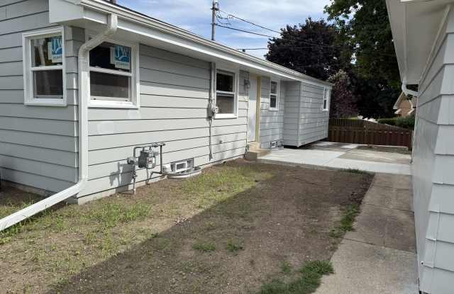 620 Juniper Cir photos photos