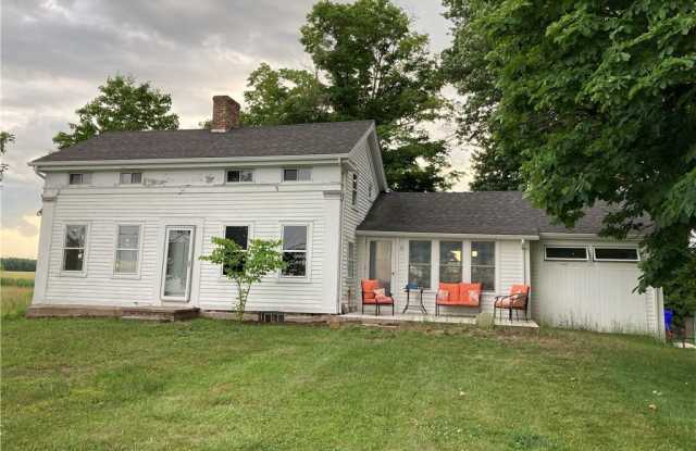 1568 County Line Road Gallery 1