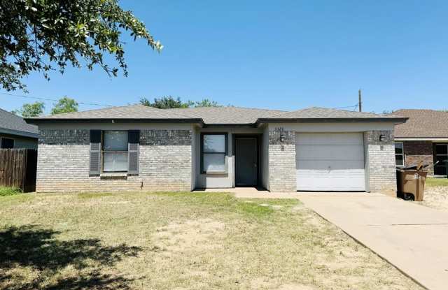 3326 Ridgemar Dr - 3326 Ridgemar Drive, San Angelo, TX 76903
