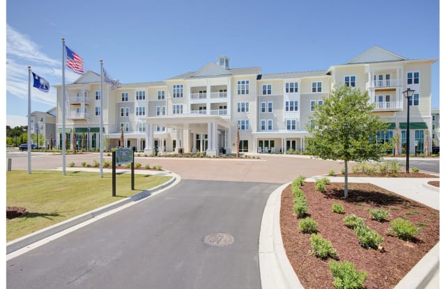 The Grove at Coastal Grand 55+ Apartments Gallery 2