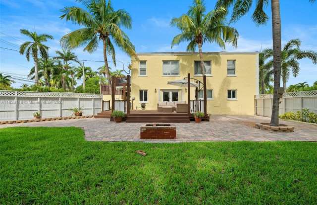 1230 Harrison St - 1230 Harrison Street, Hollywood, FL 33019