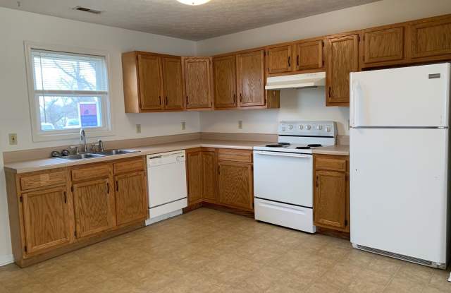 3 Bedroom 2.5 Bath Townhouse Gallery 4