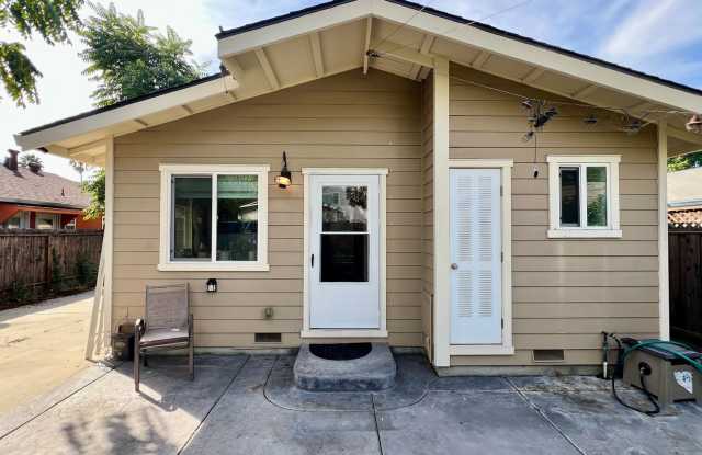 Cozy 1 bedroom with Kitchenette available now! - $1,900/mo photos photos Cozy 1 bedroom with Kitchenette available now! - $1,900/mo photos photos