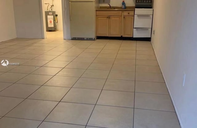 717 NE 1st St - 717 Northwest 1st Street, Hallandale Beach, FL 33009
