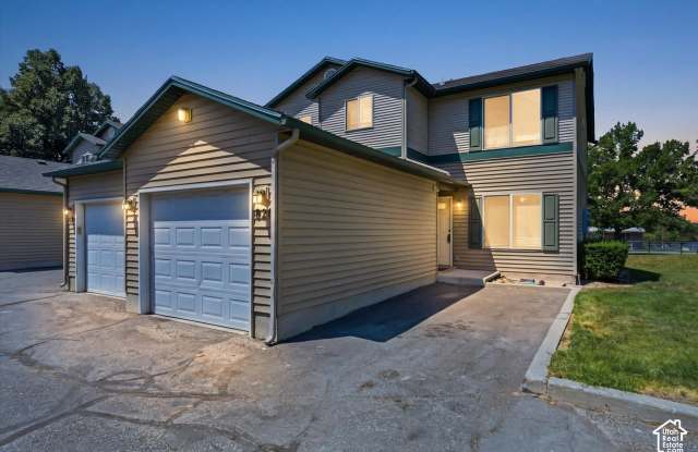826 E 760 N Gallery 1