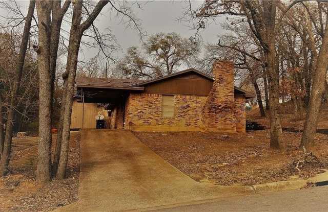 1013 S Perry Avenue photos photos
