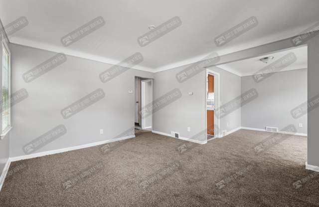 8442 Warwick St Gallery 4