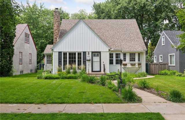 4145 Zenith Avenue N photos photos 4145 Zenith Avenue N photos photos