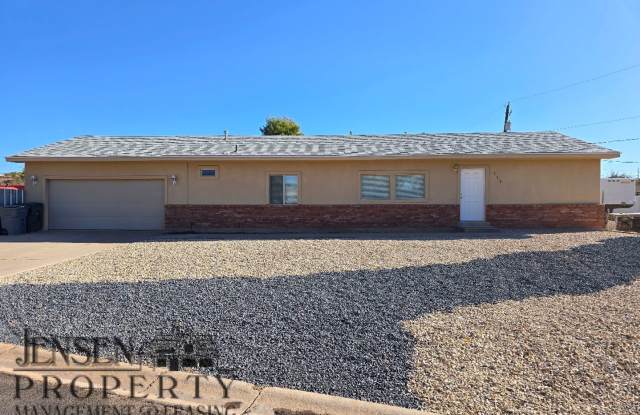 Four Bedroom Home in Washington - 112 Frontier Drive, Washington, UT 84780