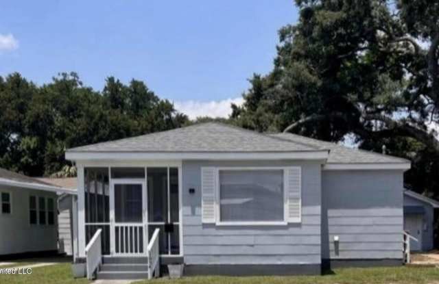 1054 Desoto Street photos photos