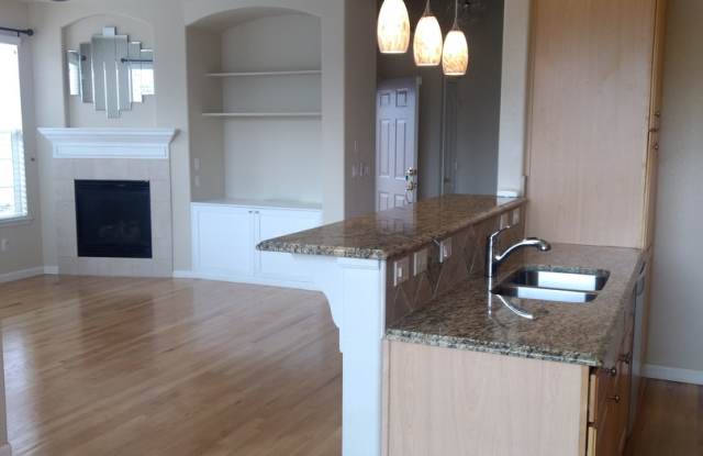 Rent Reduced through July 2026! 2 bed/3 bath photos photos