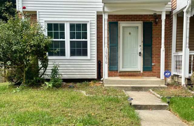 Beautiful End-Unit 3BR, 2.5BA Townhome in Woodbridge, VA Gallery 3