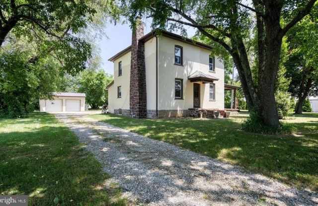 384 WHEAT ROAD - 384 Wheat Road, Buena, NJ 08360