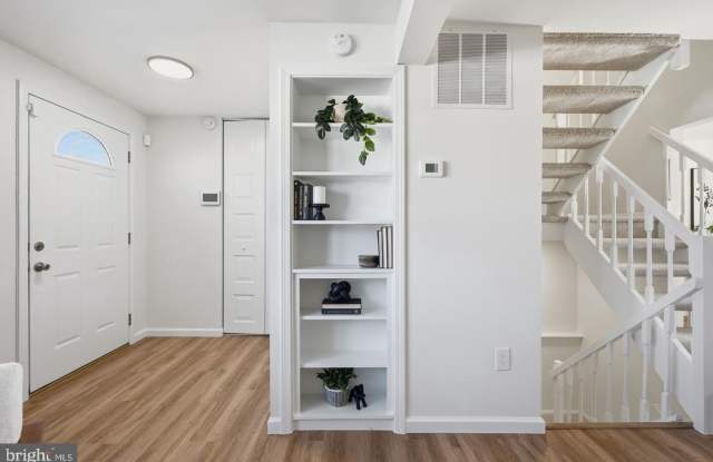 6909 DOUBLEBRAND Court Gallery 4