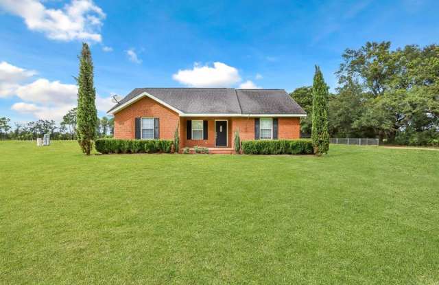 3bd 2ba Home for Rent on Empire Rd photos photos