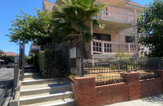 Renovated Townhome with Garage *Appointment* photos photos Renovated Townhome with Garage *Appointment* photos photos